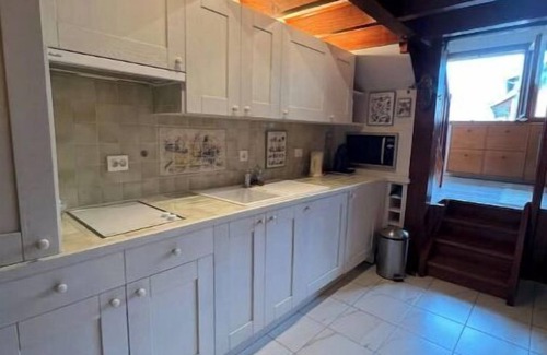 Bredannaz Apartment | Rare 2 Bedroom With Private Beach on Lake Annecy