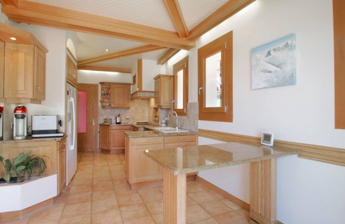 Chanaz Villa | Rare villa in the heart of “Little Savoyard Venice”