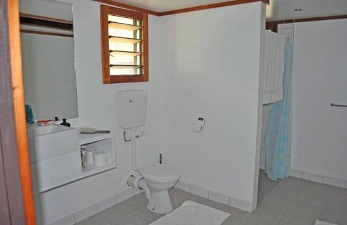 Mana Island Cabin | Ratu Kini's Dive & Stay