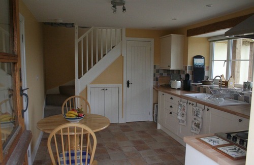 Coxley Cottage | Recent conversion. Near major tourist attractions, shops and lovely countryside.