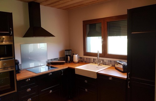 Gerbepal Ski Chalet | Recent fenced chalet view of nature and mountains wifi charges included