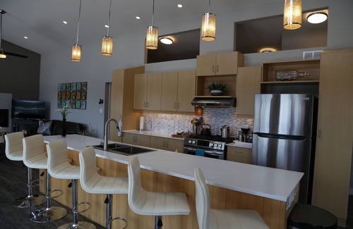 Northern Ontario House | Recently built cabin with a million dollar view - Eagles View