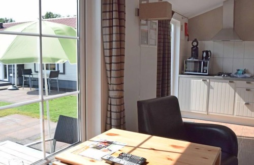 Voorthuizen House | Recreatiepark De Boshoek by Interhome