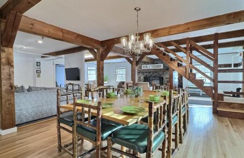 Killington House | Red Bear Inn 6,5 Baths Grill Pool Central