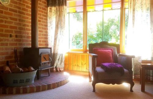 Richmond House | Red Brier Cottage Accommodation
