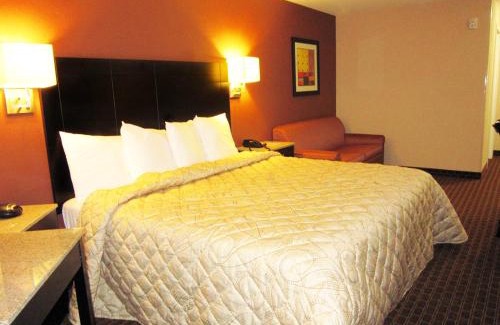Monmouth Junction Hotel | Red Carpet Inn and Suites Monmouth Junction