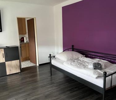 Kamen-Mitte Apartment | Red Dot Apartments