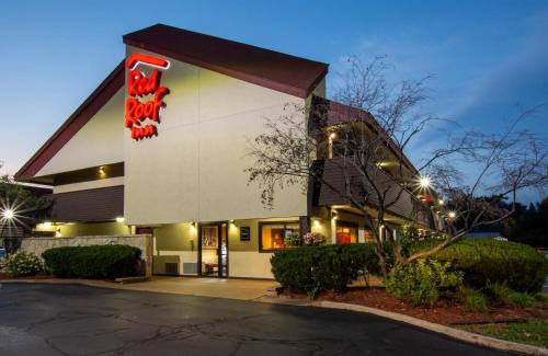 Plymouth Hotel | Red Roof Inn Detroit - Plymouth/Canton