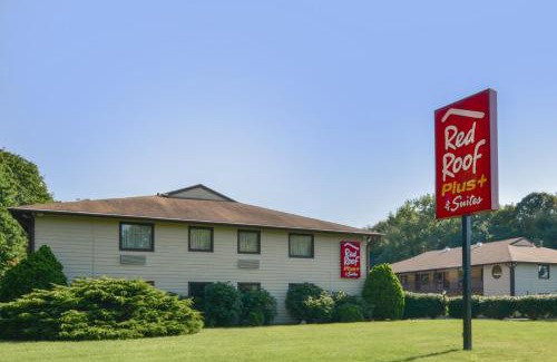Guilford Hotel | Red Roof Inn PLUS+ & Suites Guilford