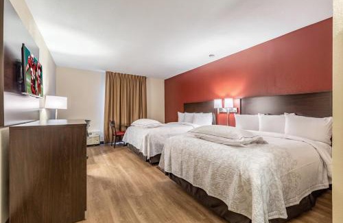 Greater Greenspoint Hotel | Red Roof Inn PLUS & Suites Houston - IAH Airport SW