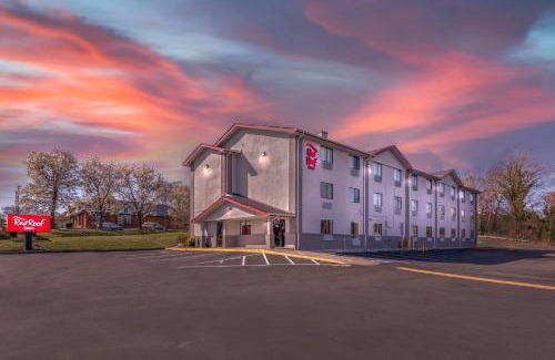 Suffolk Hotel | Red Roof Inn Suffolk