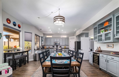 Las Sendas House | Red Skies at Night - Private Htd Pool & Spa, pool table, bikes, King beds & TVs!