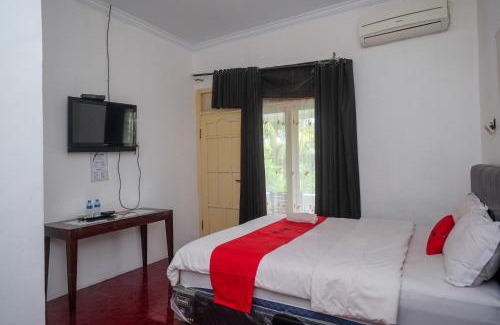 Kretek Hotel | RedDoorz at Paris Ocean