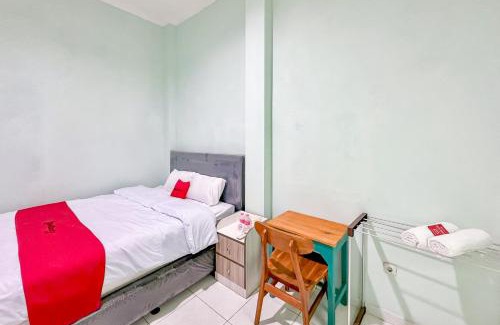 Tembalang Hotel | RedDoorz Near Kedungmundu Semarang