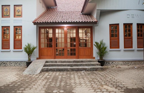Astana Anyar House | RedDoorz Plus near Pasundan University