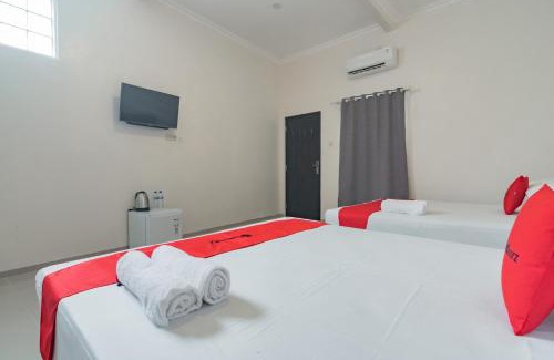 Tasikmalaya Hotel | RedDoorz Syariah Plus @ Perintis Guesthouse Tasikmalaya