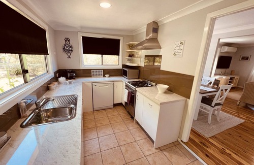 Erudgere Cottage | Redgate Cottage, Mudgee. Peaceful rural setting. Great place to unwind.