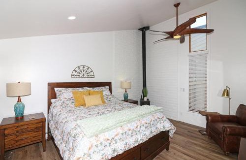 Grand Junction House | Redlands Oasis home
