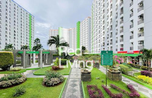 South Tangerang Apartment | RedLiving Apartemen Green Lake View Ciputat - Aurora Rooms