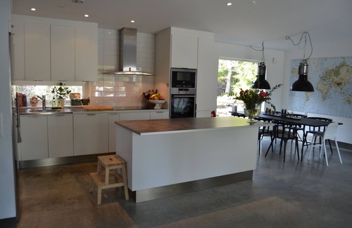 Nacka Municipality Villa | REDUCED PRICE!Modern house. Unique unspoilt location near Stockholm, lake and archipelago