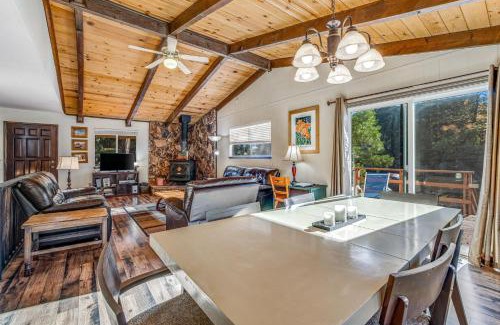 Arnold House | Redwood Escape