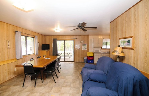 Richmond Cabin | Reel 'Em Inn, a spacious 4BR cabin with queens in every room at Riverside Resort