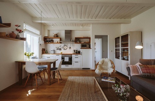 Uelvesbull House | Reetdachhaus Huus Uelvesbüll - Holiday apartment south