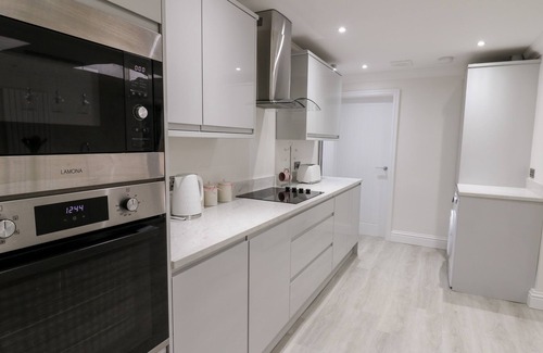 Burry Port House | REEVAS-RETREAT, pet friendly, character holiday cottage in Burry Port