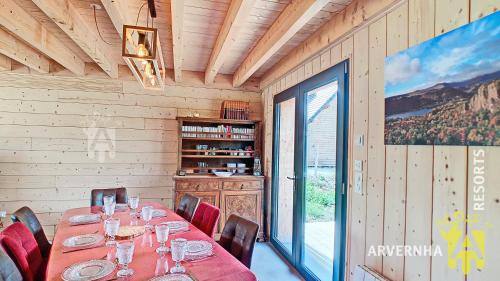 Chambon-sur-Lac Ski Chalet | Refuge de l'Angle