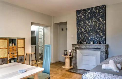 Mont-sous-Vaudrey House | refuge