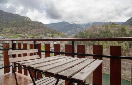 La Massana Apartment | Refugio Familiar Amplio en La Massana I AndBnB