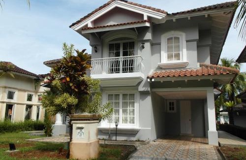 Carita House | Refurbished Carita Villa