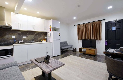 St. Heliers Hotel | Regal Residency