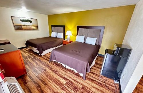 Iola Hotel | Regency Inn Iola