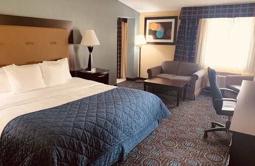 New London Hotel | Regency Inn & Suites New London, Mystic
