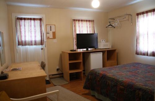 Saint John Hotel | Regent Motel