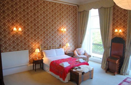 New Town Apartment | Regent Terrace, Central and Charming, Quiet