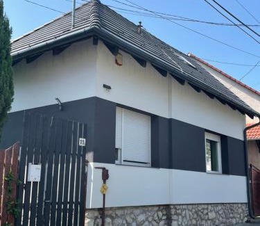 Hamor Apartment | Regina Vendégház Miskolc