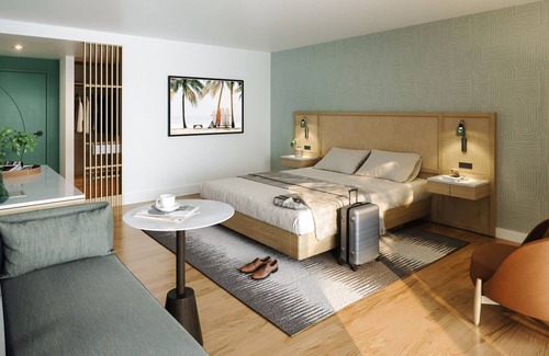 Rancho Santa Fe Hotel | Rejuvenate in Luxury Suite w/Golf Views in Rancho Santa Fe l Onsite Pool & Spa