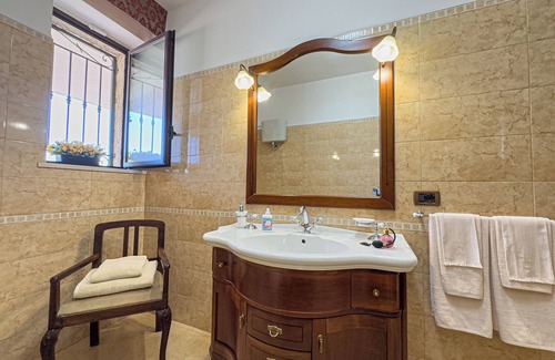 Guglionesi House | Relais Casale Corvo