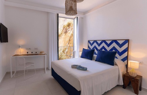 Sorrento Historic Centre Hotel | Relais del Mare - La Finestrella