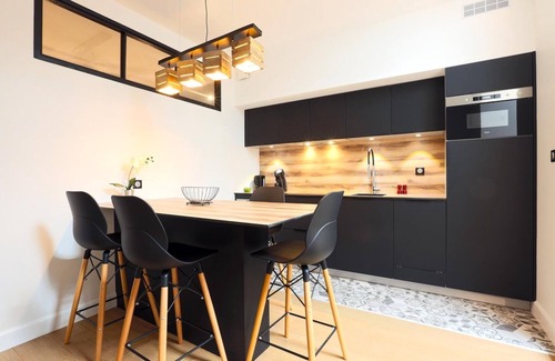 Nancy City Centre Apartment | Relais Ducal - Côté Jardin
