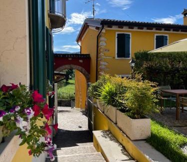 Caprino Veronese Bed & Breakfast | Relais Fontana Rosa B&B Wellness