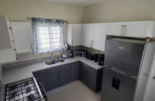 Lucea House | Relax and enjoy our wonderful spacious accommodation