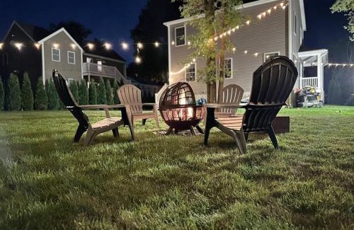 Brockton House | Relax and Explore, Family Friendly Home Near Boston