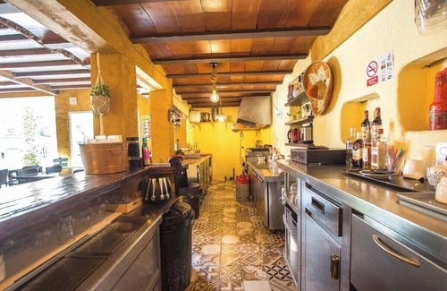 Rubi Villa | Relax and Recharge - only 34km from Barcelona!