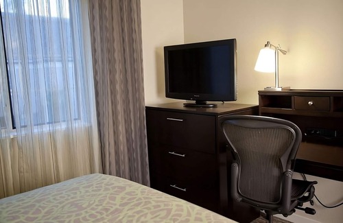 San Bruno Resort | Relax and Recharge! Pet-Friendly Property, Free Breakfast, Parking