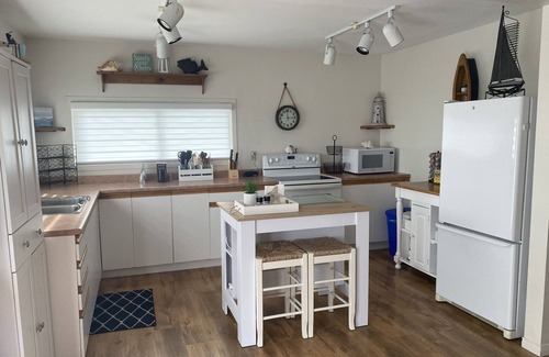Selkirk Cottage | Relax and Rejuvenate on Lake Erie