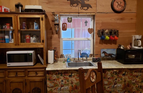 Vicksburg House | Relax at the Farm