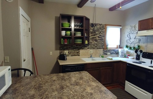 Lorain House | Relax at the Lakeview Beach this summer!